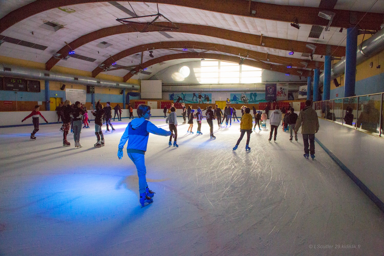 Glisse, patin à glace à la patinoire du Scorff à Lanester (Morbihan) - ©Patinoire du Scorff